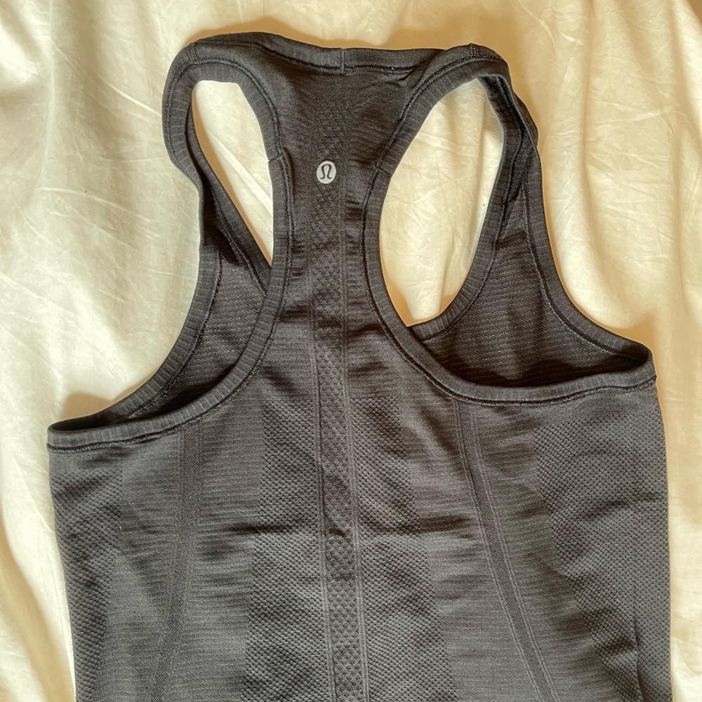 Lululemon Swiftly Tech Racerback Tank Top 2.0 - Picture 6 of 8